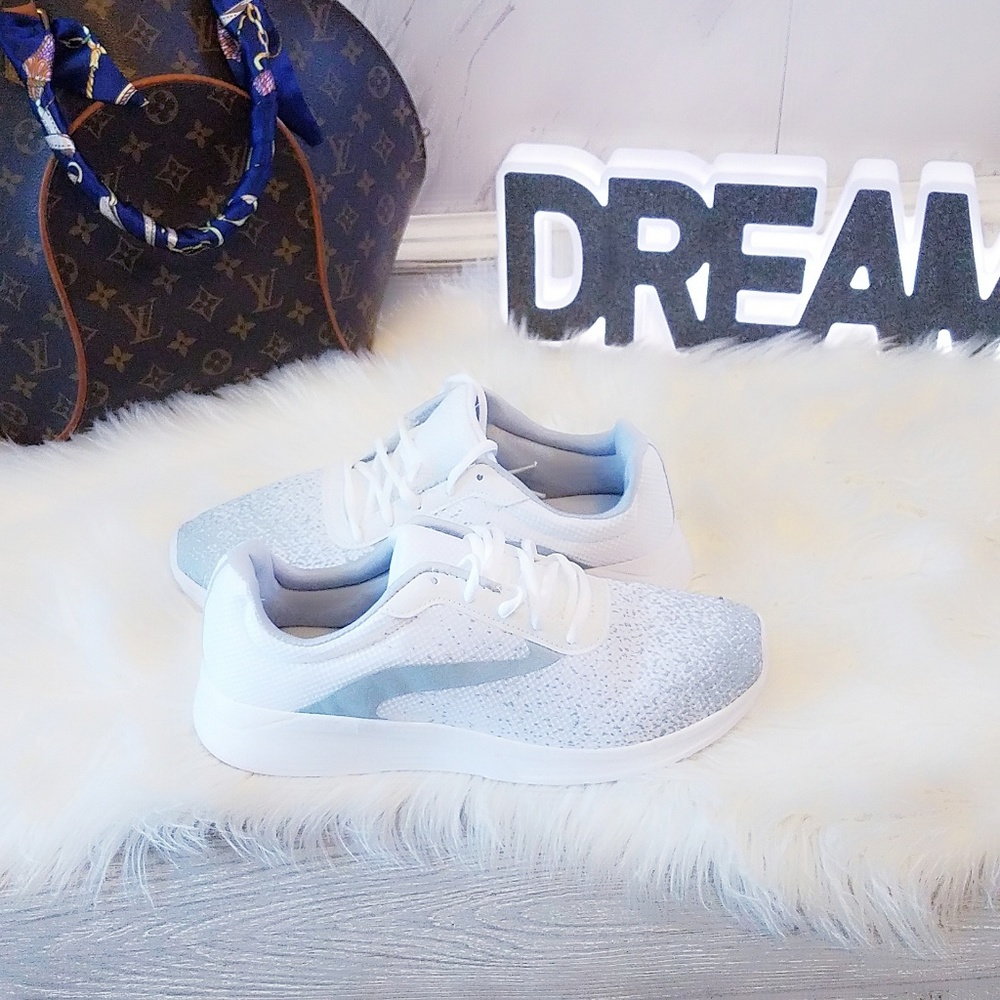 New White Memory Foam Running Shoes Lightweight 6 - Picture 2 of 5